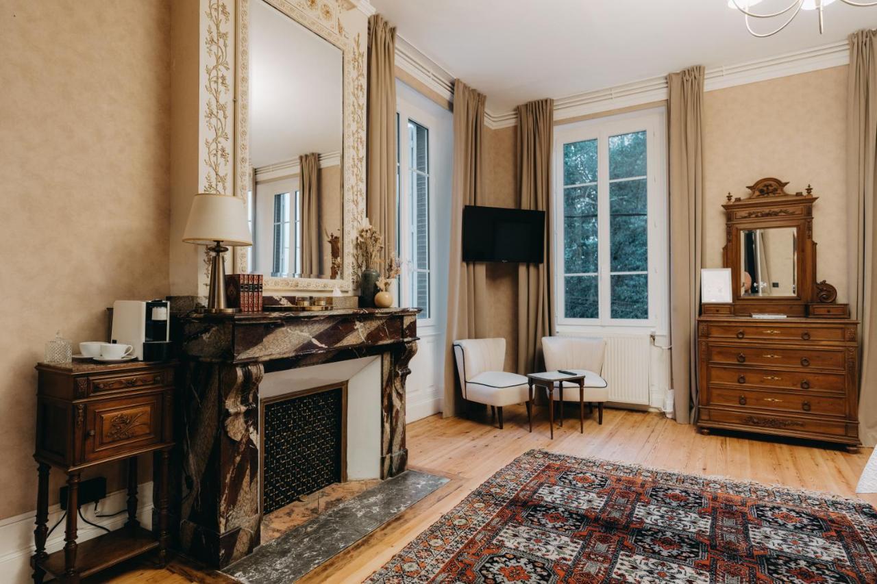 B&B Le Domaine Des Marcoujans Saint-Elix-le-Chateau Exterior foto